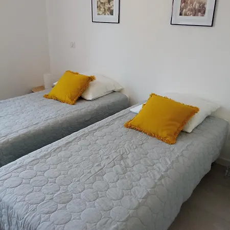 Neuve A 900 M De La * Santa-Lucia-di-Moriani